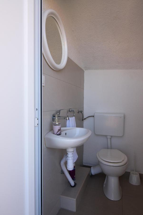 Apartmen Karmen 2 โตรกีร์ ภายนอก รูปภาพ